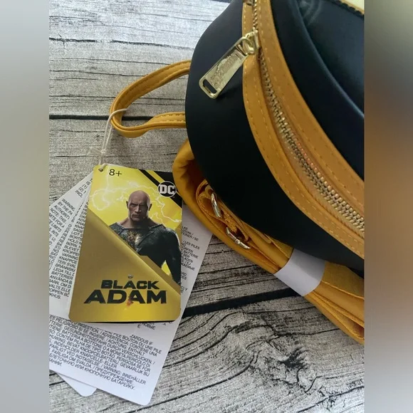 NWT! Loungefly DC Comics - Black Adam backpack - Picture 12 of 13